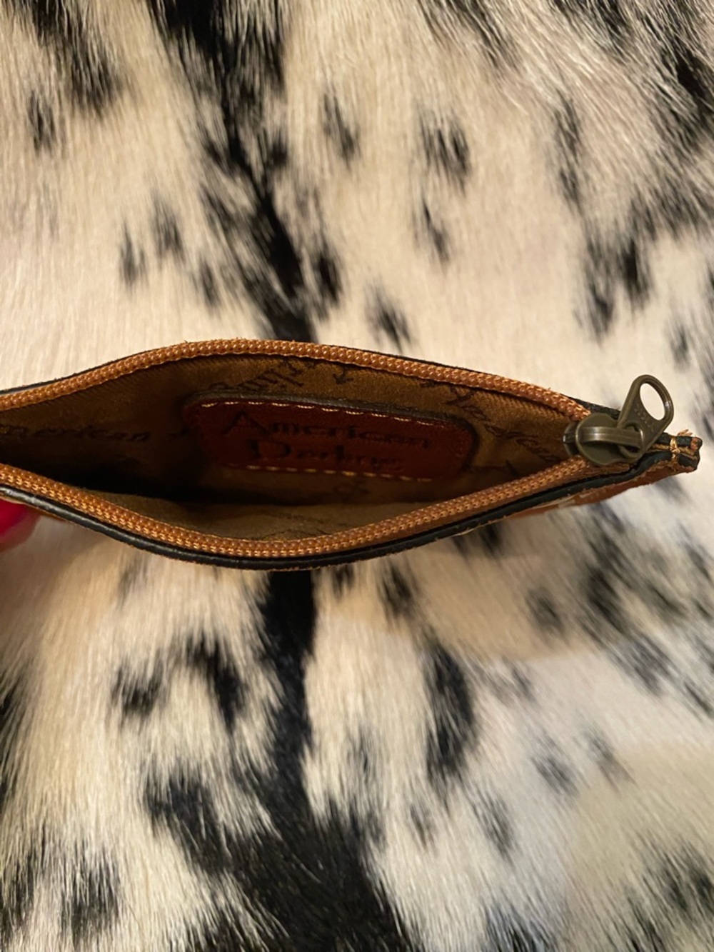 American Darling Brown Suede Zip Coin Wallet with White Stitching - Picture 2 of 2